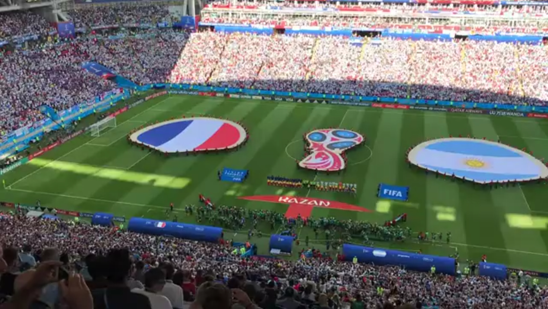 地甩开了